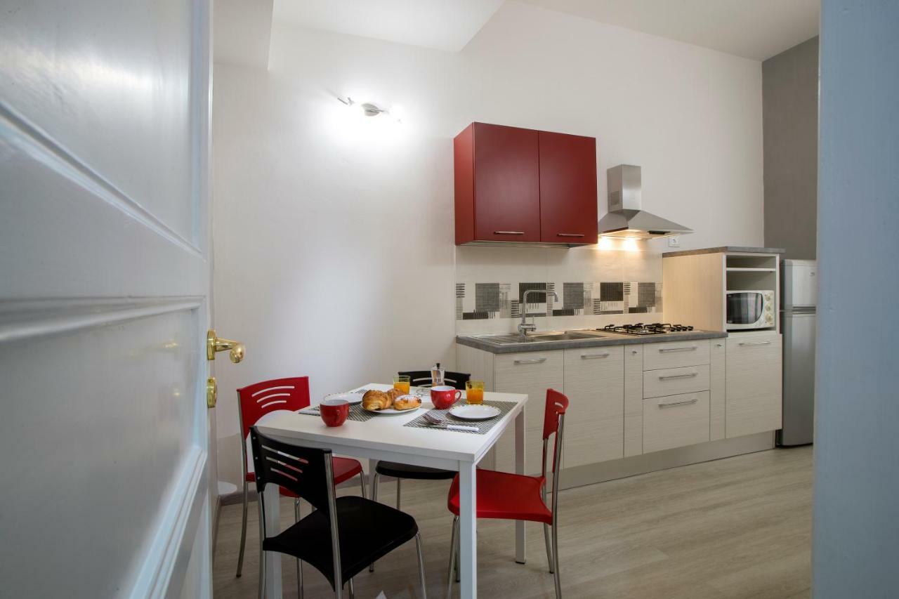 Il Re E La Regina Trapani Appartement Buitenkant foto